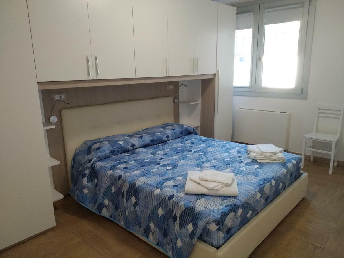 Blu Max 2 Pers, Bagno E Uso Cucina Affittacamere Oristano